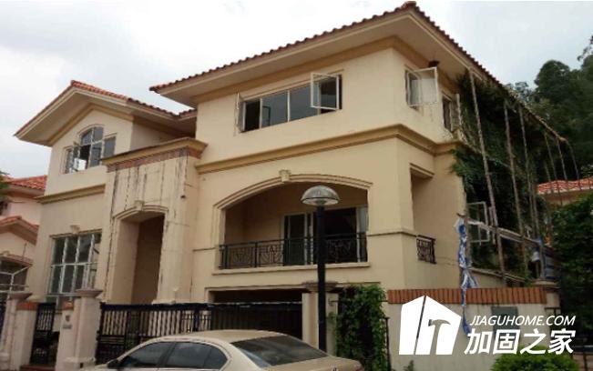 房屋加固費用與哪些因素有關?