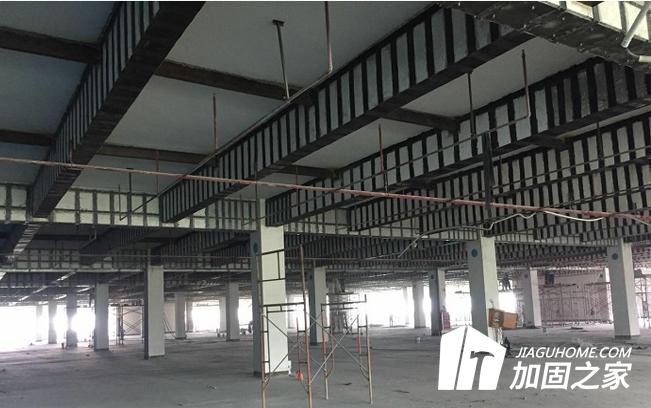 在廠房抗震加固設(shè)計(jì)中，如何計(jì)算承載力?